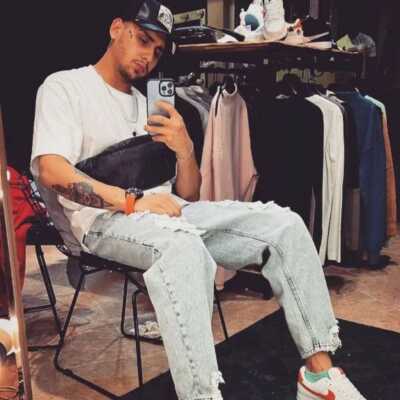 دانلود آهنگ این دستامو‌ ول کن منو اینجا تنها برو