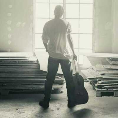 دانلود آهنگ کارن فراهانی بی هوا