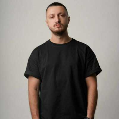 دانلود آهنگ یه چیزی تومه که بم میگه شیر