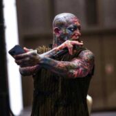 دانلود آهنگ قول بده بدنت رو فقط این تن من رو بغل بگیرش