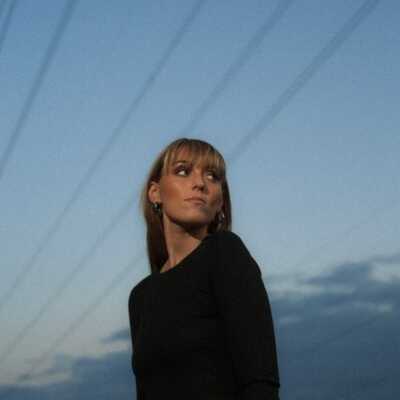 دانلود آهنگ دنسینگ ویت یور گوست