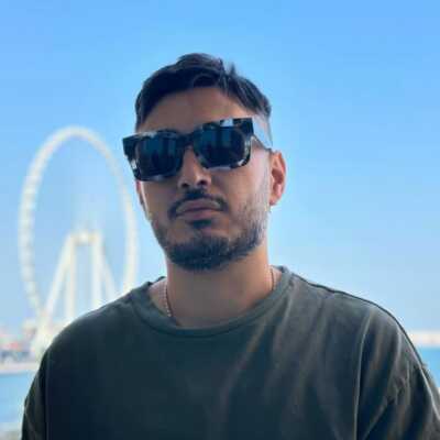 دانلود آهنگ دارم میخورم به درو دیوار