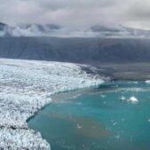 دانلود آهنگ هیچکی پای حرفاش نیست