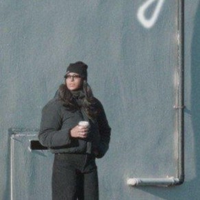 دانلود آهنگ چرا خوابم نمیبره چرا خستگیام از تنم نمیپره