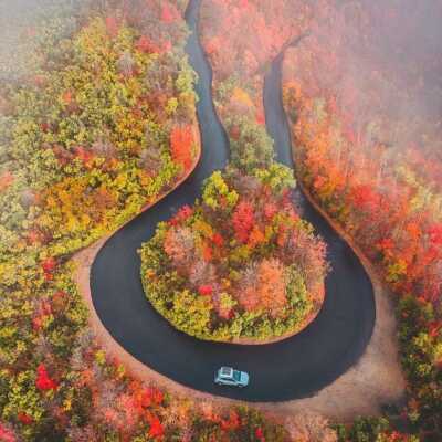 دانلود آهنگ واقعیه نه این سه تا کارو نکن