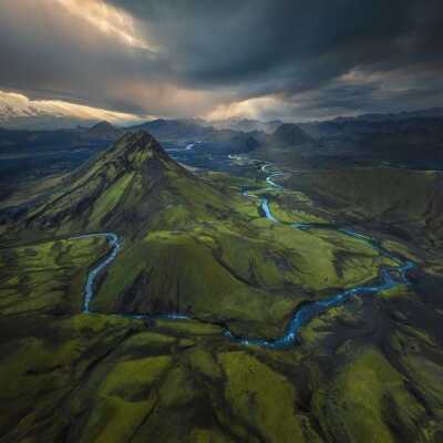 دانلود آهنگ کیا رقص بلدن بابا کاری نداره که رقص