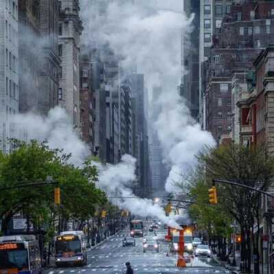 دانلود آهنگ همه دنیای بچه مامان و باباشه