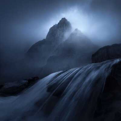 دانلود آهنگ از تهران تا لاس وگاس میخوریم هی چپو راست