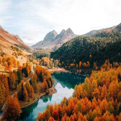 دانلود آهنگ جلوی آینه سر و بالا و پایین کردم