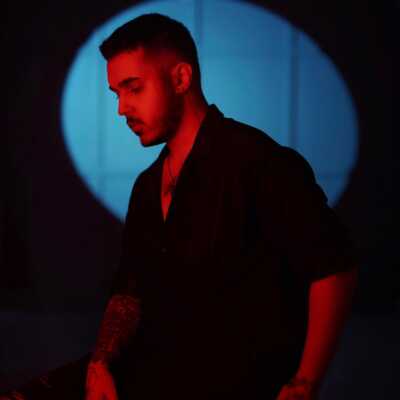 دانلود آهنگ صد بار گفتم بدون تو دنیایی ندارم چیه میخوای برگردم