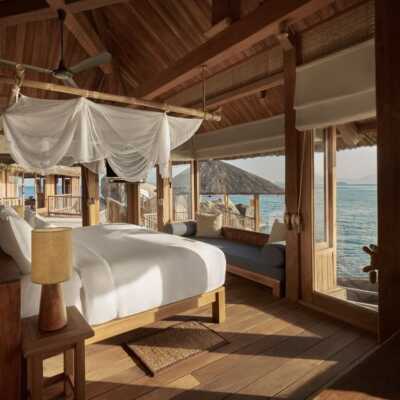 دانلود آهنگ جوونی دورون داره خوشگلی پایون داره