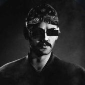 دانلود آهنگ میدونی سر چی میکنم هی بهت رحم