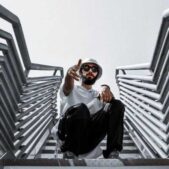 دانلود آهنگ ولی یه سوال همیشه بی جوابه اینکه چرا تنها گذاشت منو