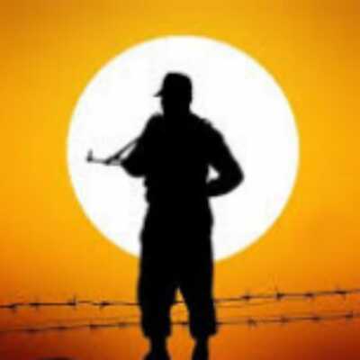 دانلود آهنگ یک شب در پادگان پاسبخش بودم