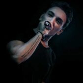 دانلود آهنگ شادمهر ممنون