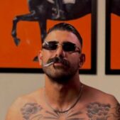 دانلود آهنگ الان هر کی زنگ میزنه میگم کار دارم